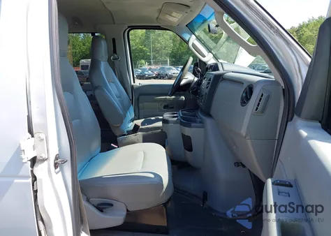 2013 Ford E-350 Super Duty Xl z USA, uszkodzony, nr VIN 1FBNE3BL6DDA13595